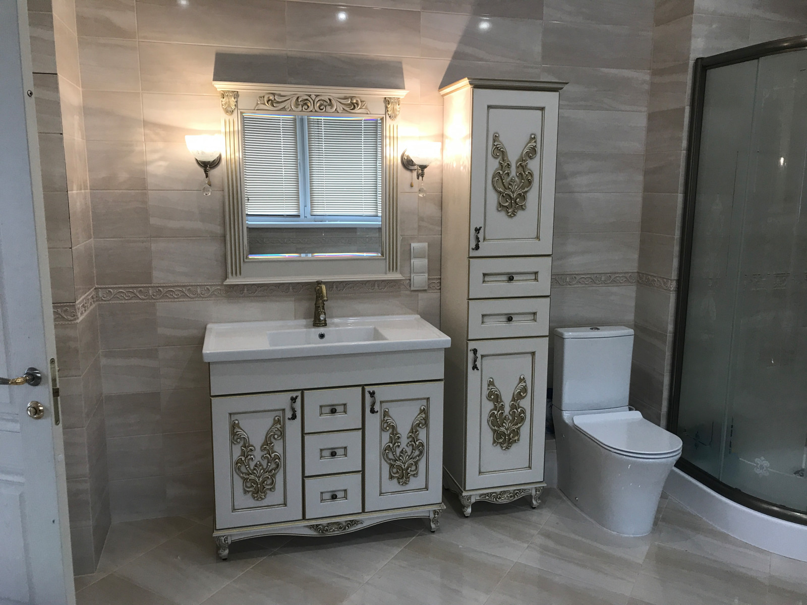 Реализация ( Фото)