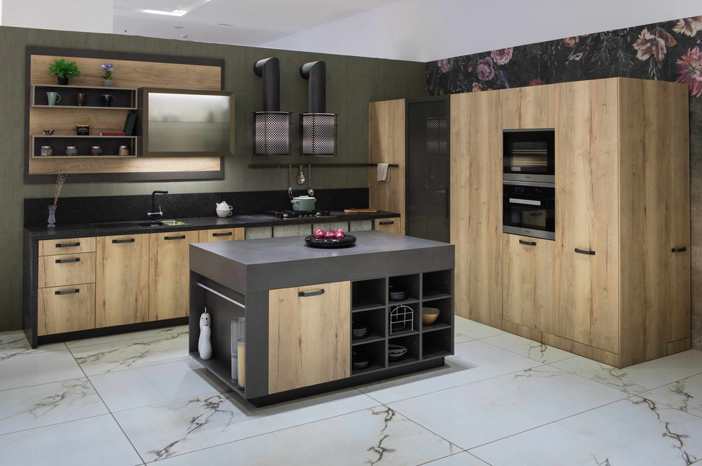 Обложка проекта: Дизайнерские кухни с экспозиции outlet