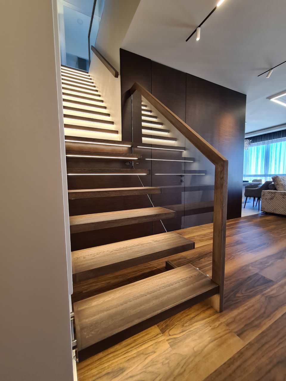 Обложка проекта: Лестница, ЖК Аристократ 3