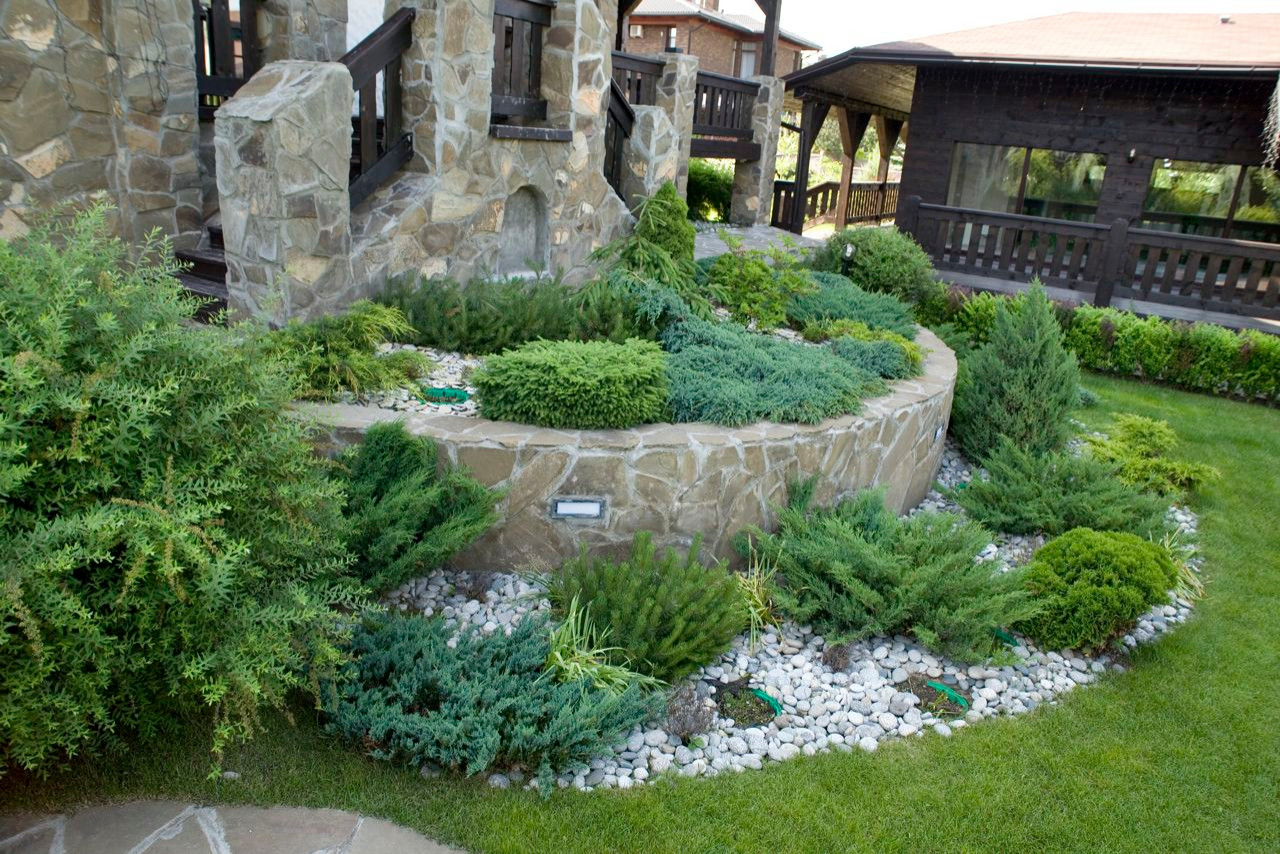 Обложка проекта: Камень в саду. Наши работы прошлых лет.