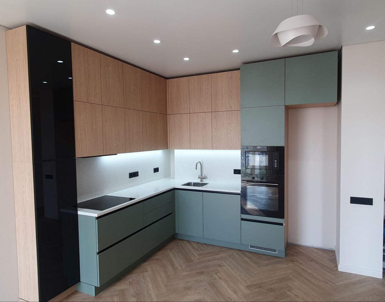 Квартира. Москва. Ореховый бульвар. Эскизы + рабочие фото с реализации проекта