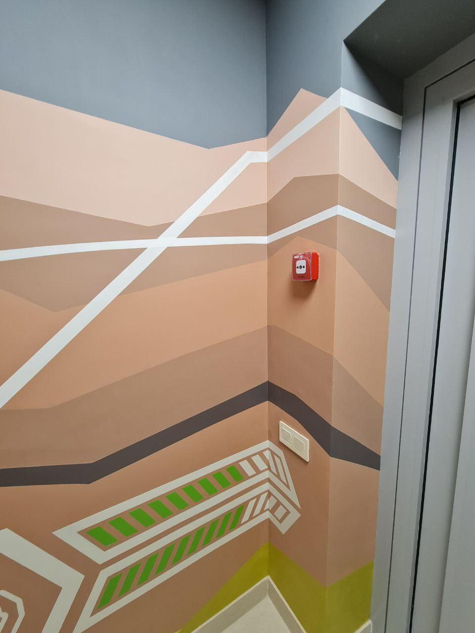 Обложка проекта: Трафаретна роспись стен в здании Россельхозбанка