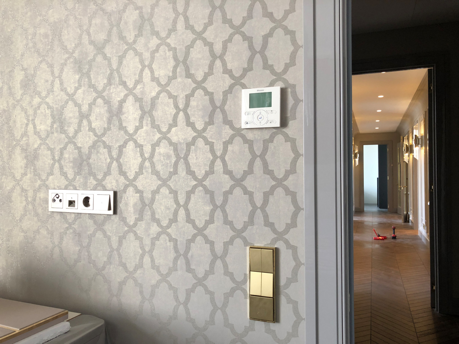 ЧИСТОВОЙ ЭЛЕКТРОМОНТАЖ