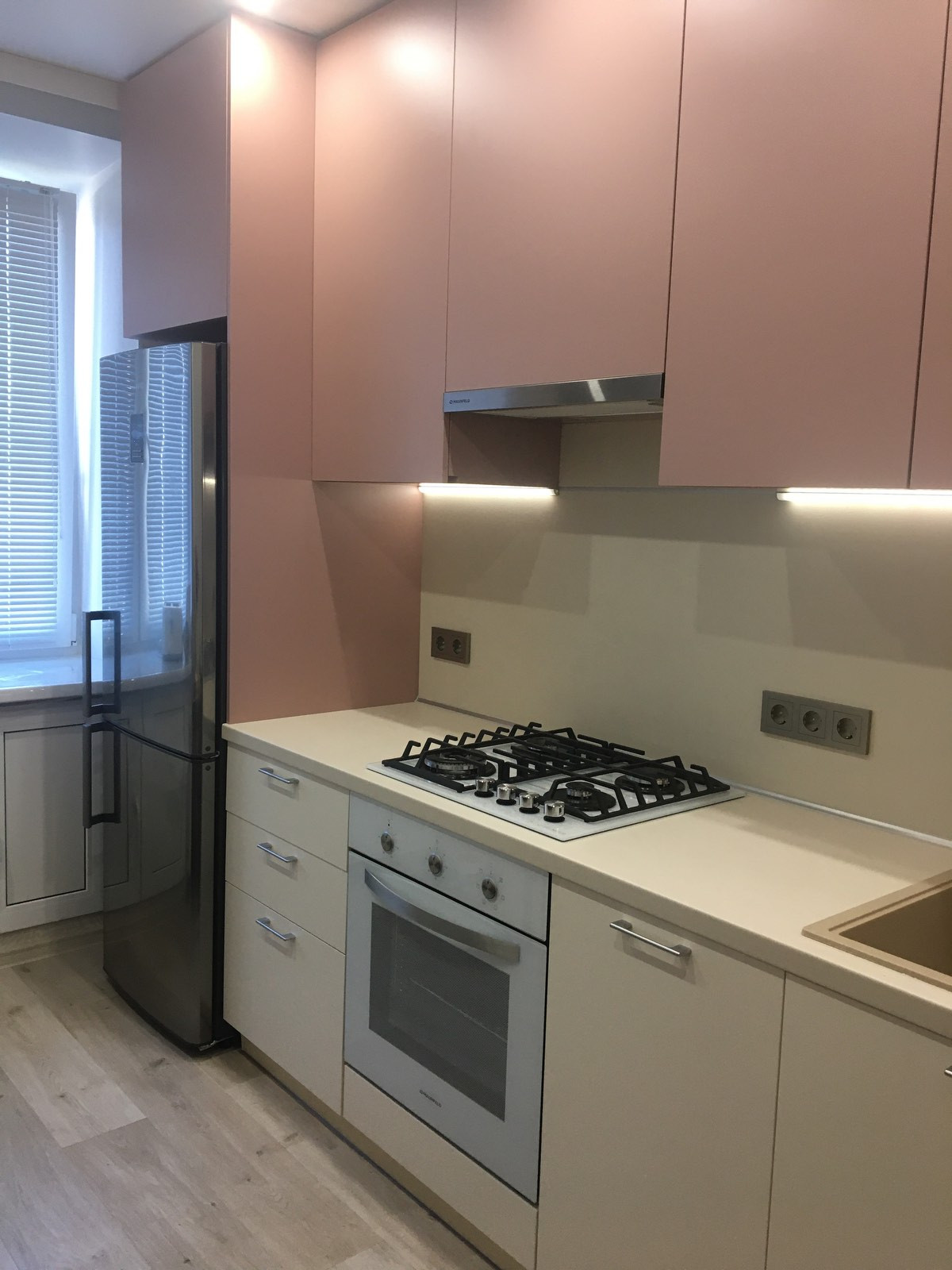 Кухни, такие разные кухни....