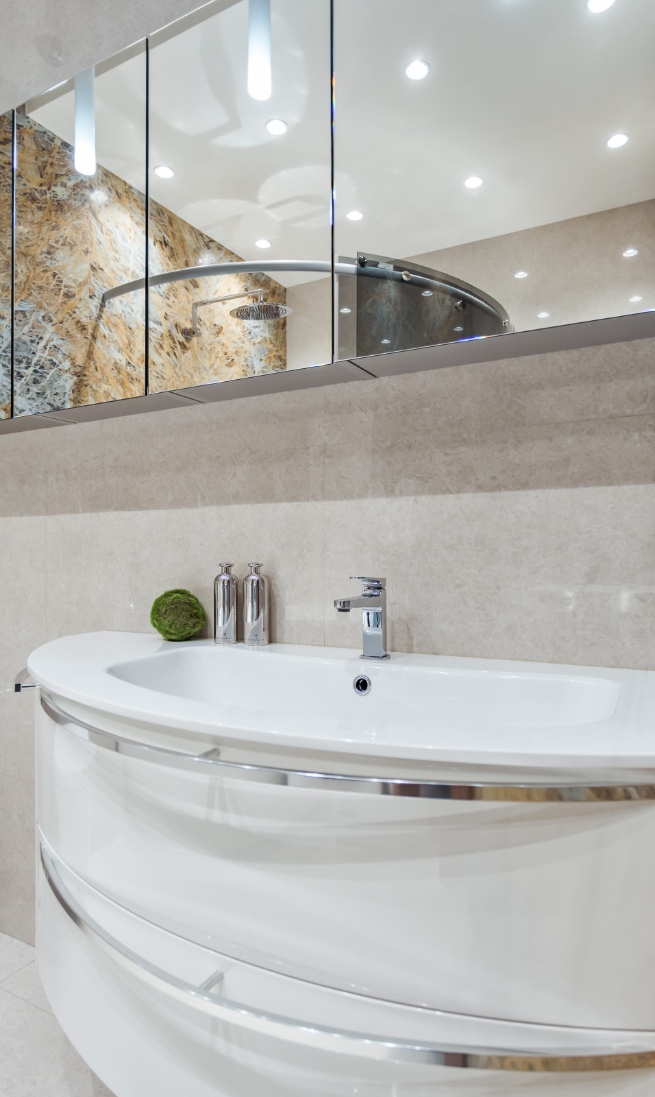 Квартира в жилом комплексе "Royal House on Yauza"