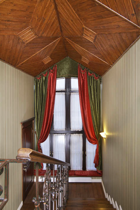 ДОМ В СОЛОВЬИНОЙ РОЩЕ