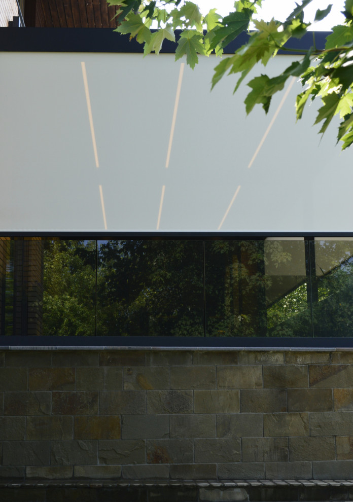 Сдвоенная биоклиматическая пергольная конструкция Renson Camargue