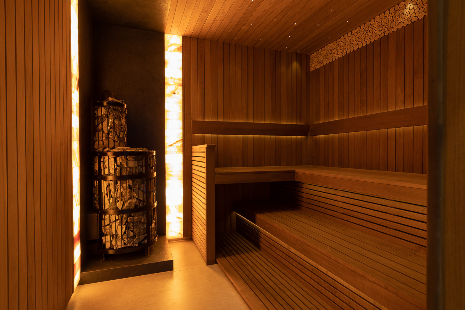 Реализованный проект банного комплекса на территории частного дома