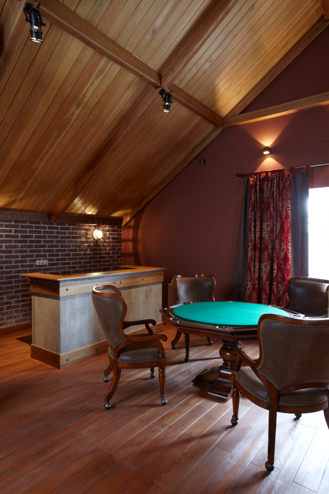 Мансарда в загородном доме