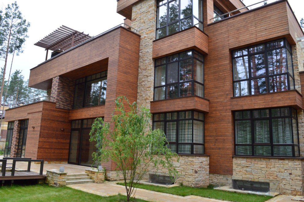 Обложка проекта: Дерево-алюминиевые окна в частном доме