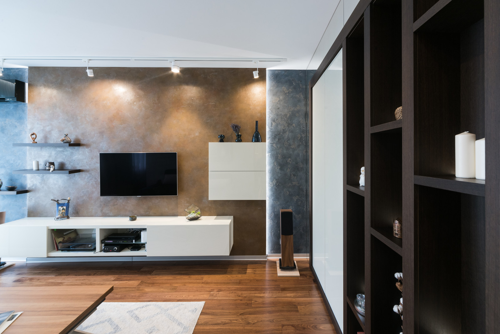 Квартира Ленинский. Контрастный минимализм