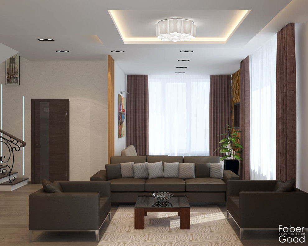 Зона отдыха в гостиной и часть лестничного холла