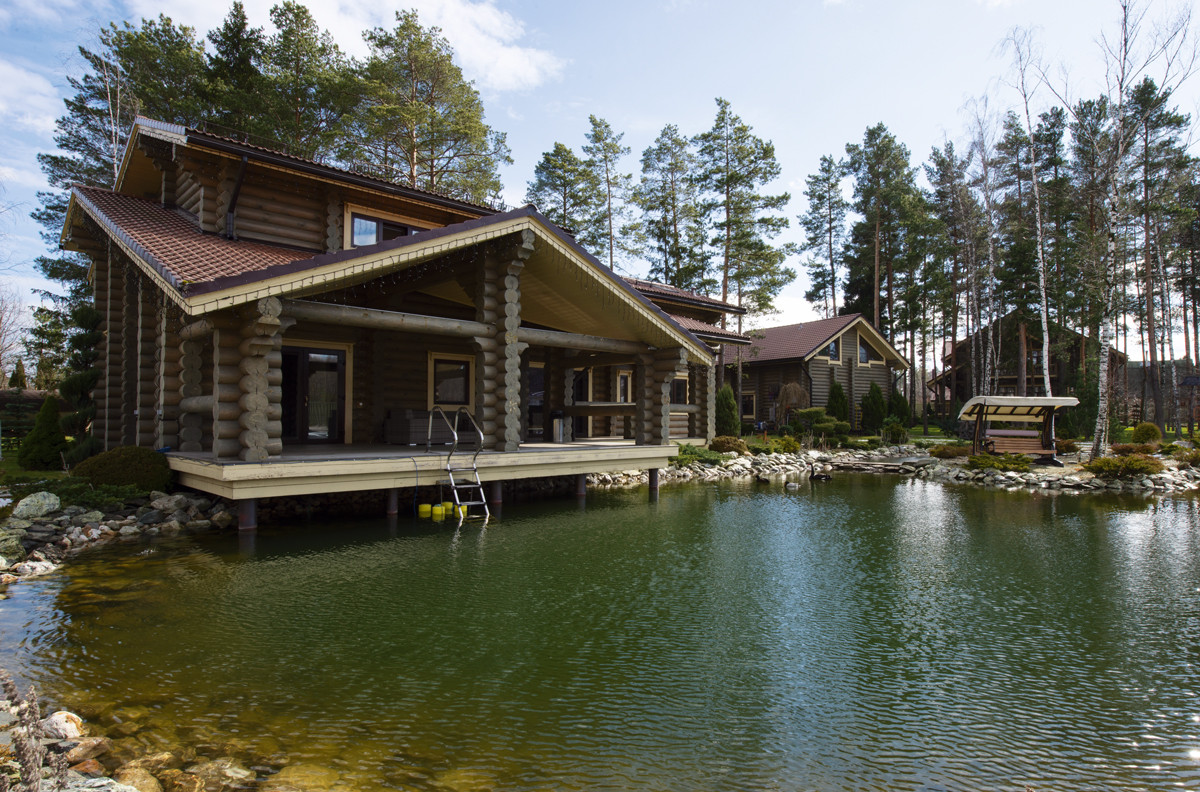 "Лесная усадьба". Новорижское шоссе.