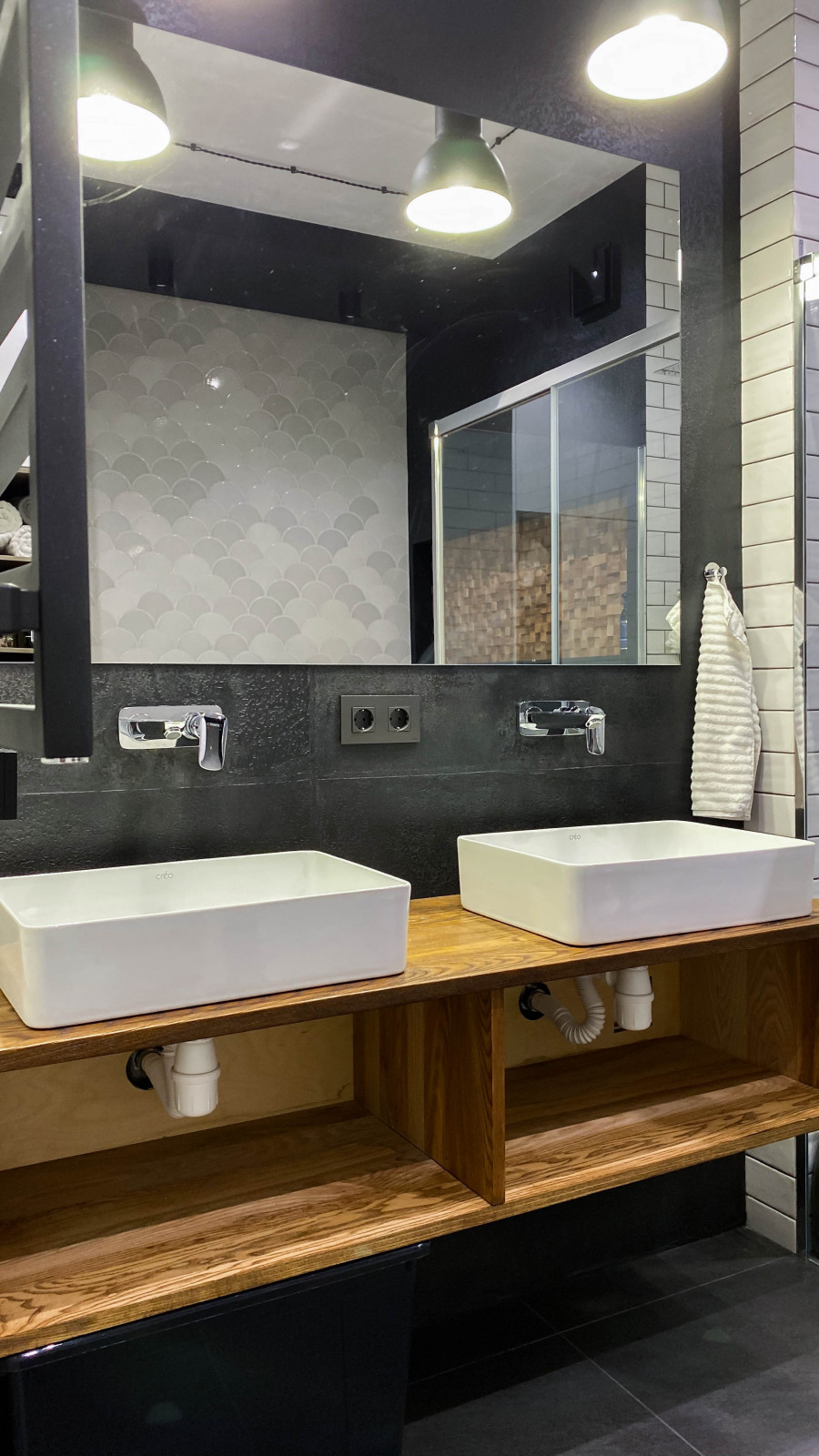 Проект в стиле Loft для молодой семьи.