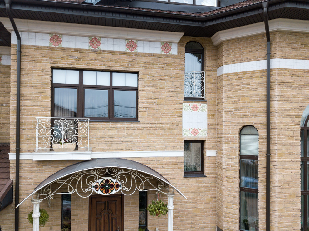 ДОМ с секретом