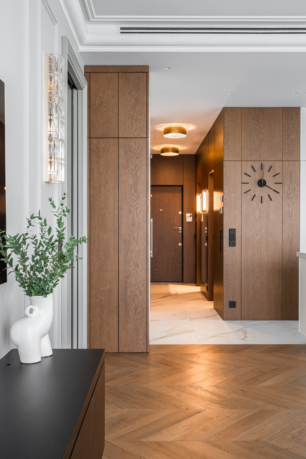 с видом на реку