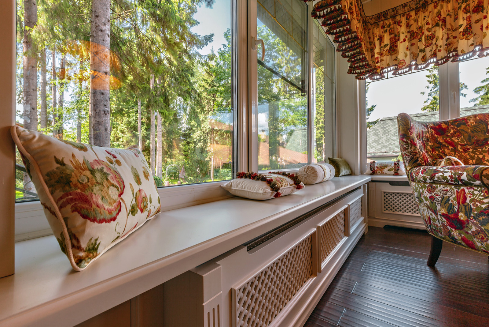 Английское чаепитие (Дом в поселке Зеленый мыс)