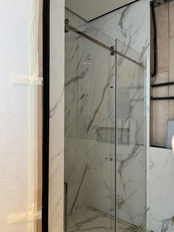 Душевая кабина/ванная комната