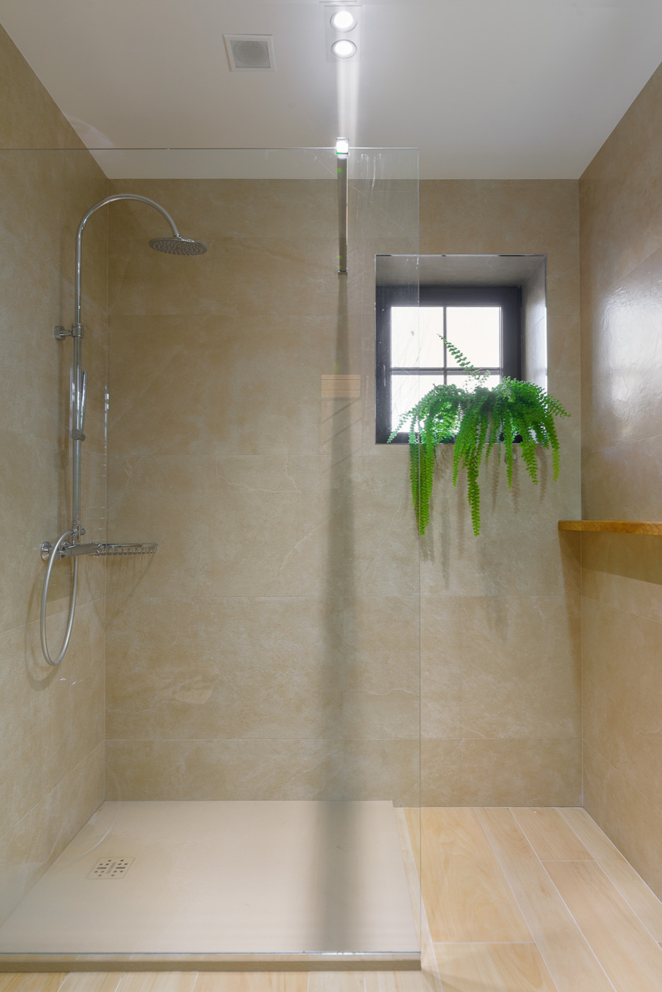 Жилй дом в КП Тироль