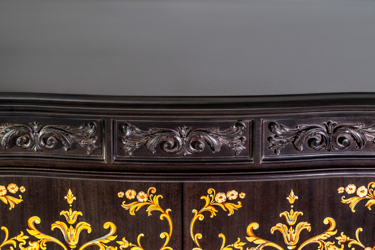 Мебель в русском стиле