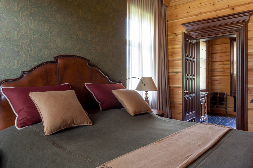 Деревянный дом в классическом стиле