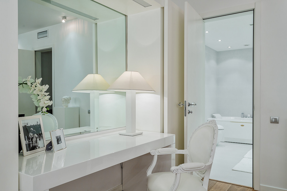 Проект в белом