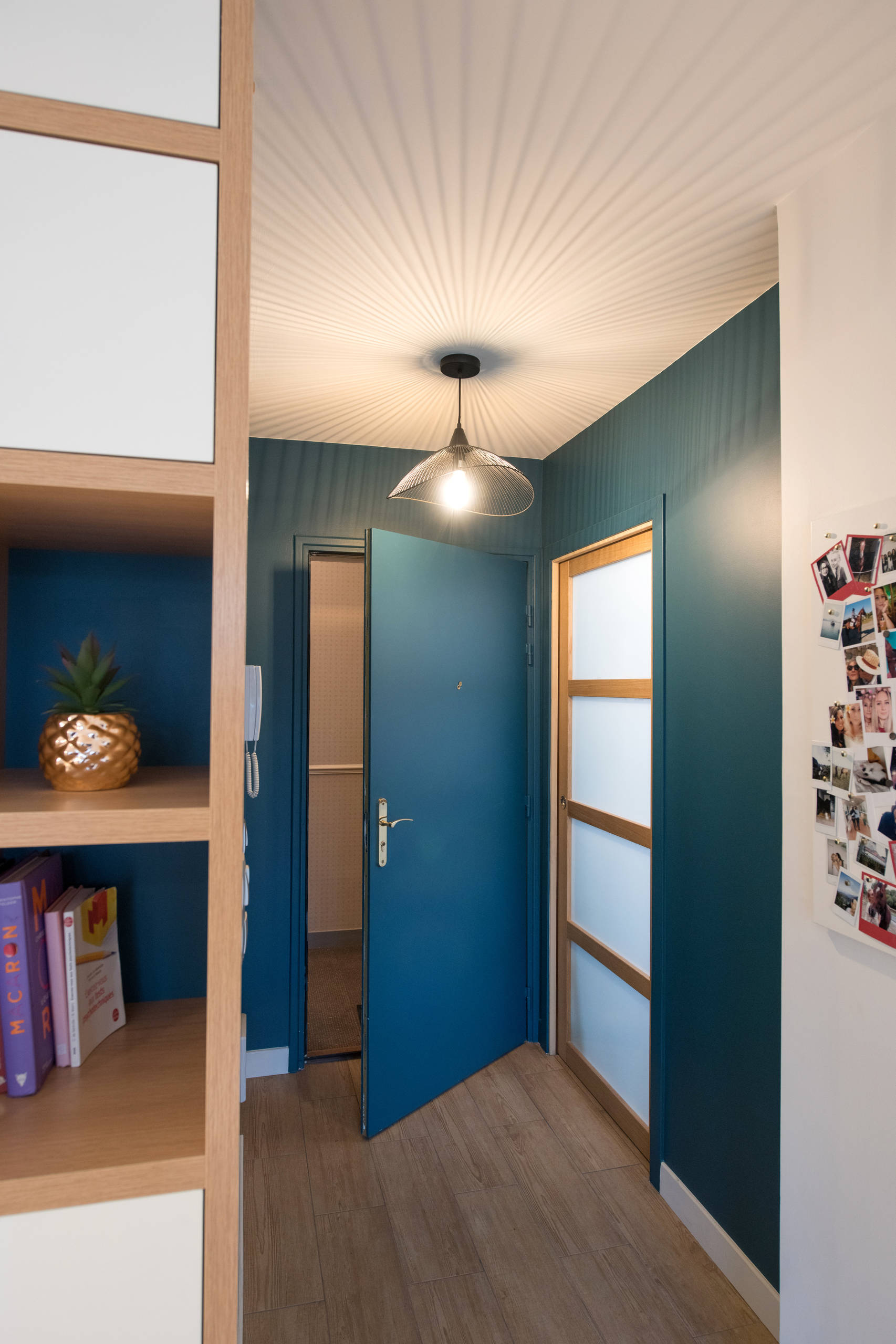 До и после: Французская студия 20 кв.м для девушки и кошки