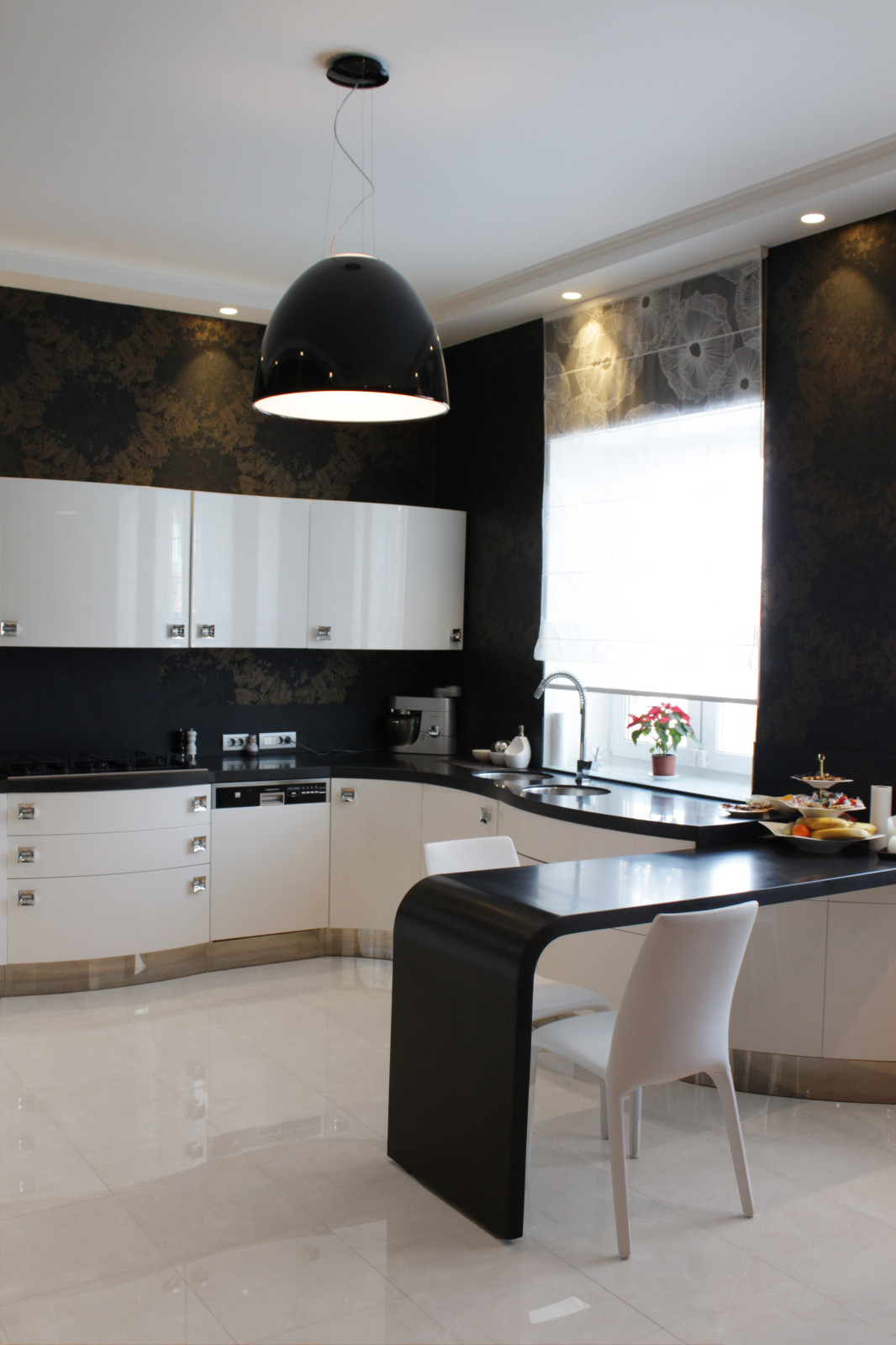 Реконструкция интерьера в загородном доме