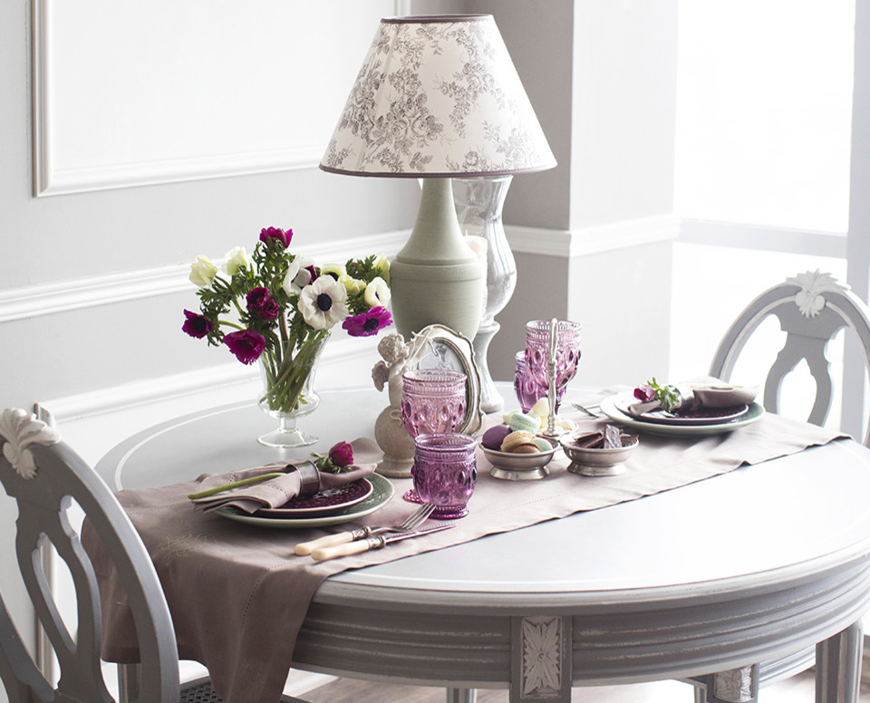 Романтическая сервировка стола