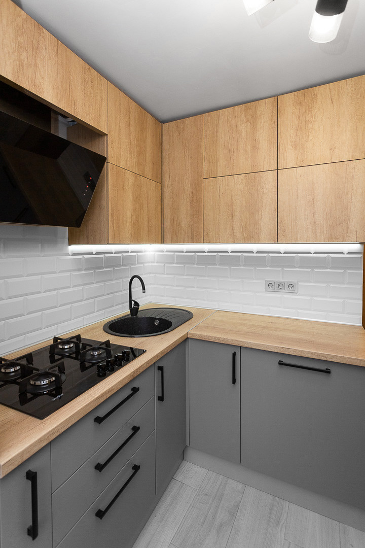 Кухня в современном стиле в хрущовке