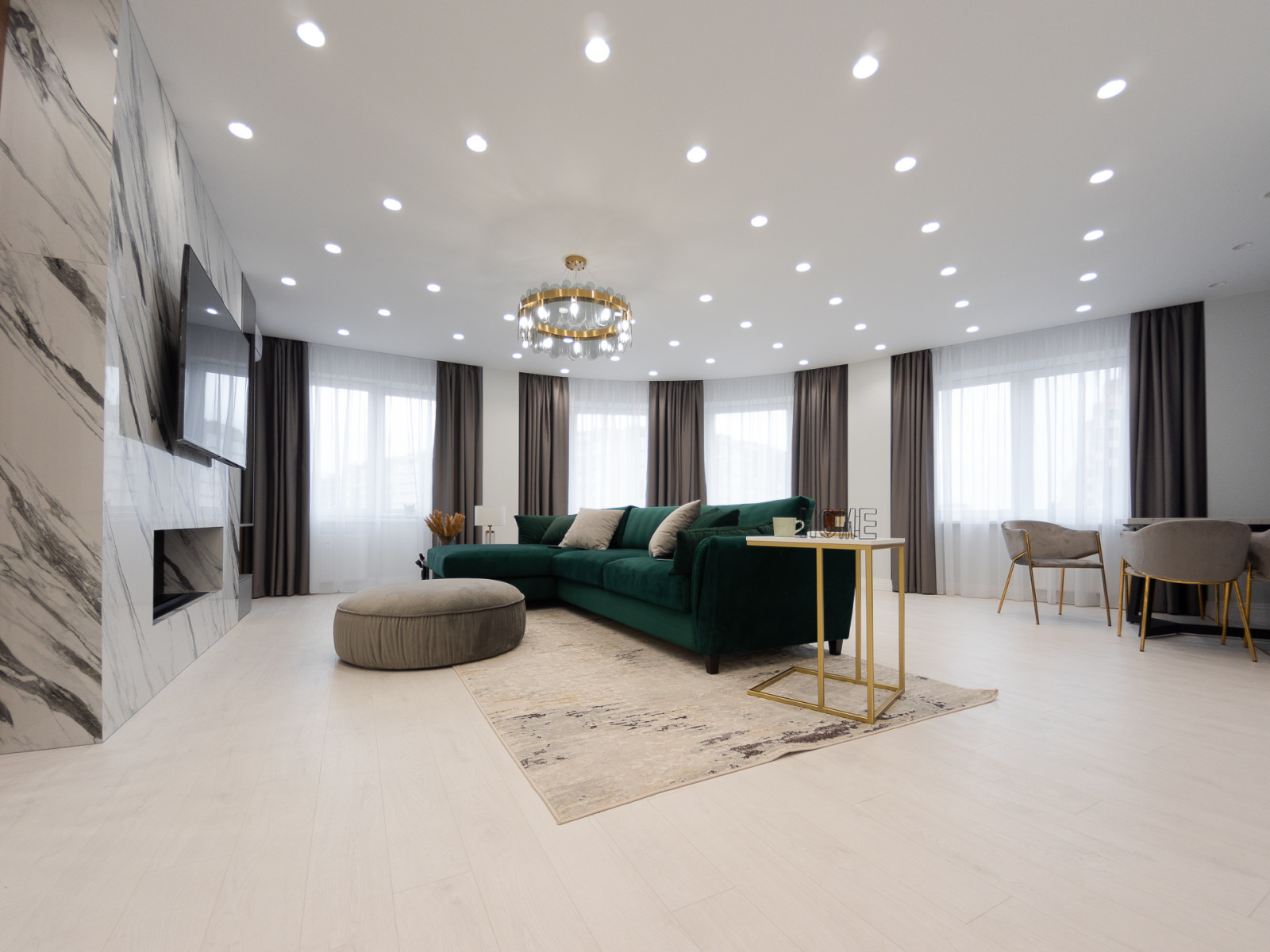 Квартира 120 кВ м в ЖК Спортивный квартал.