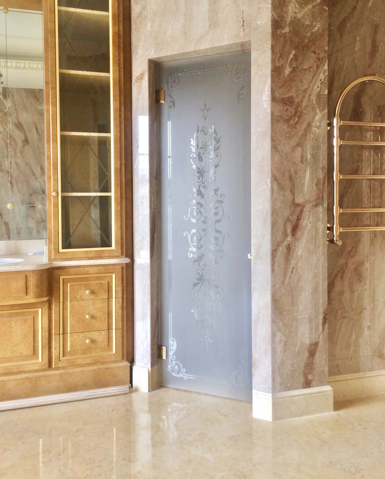 Душевые двери Речной