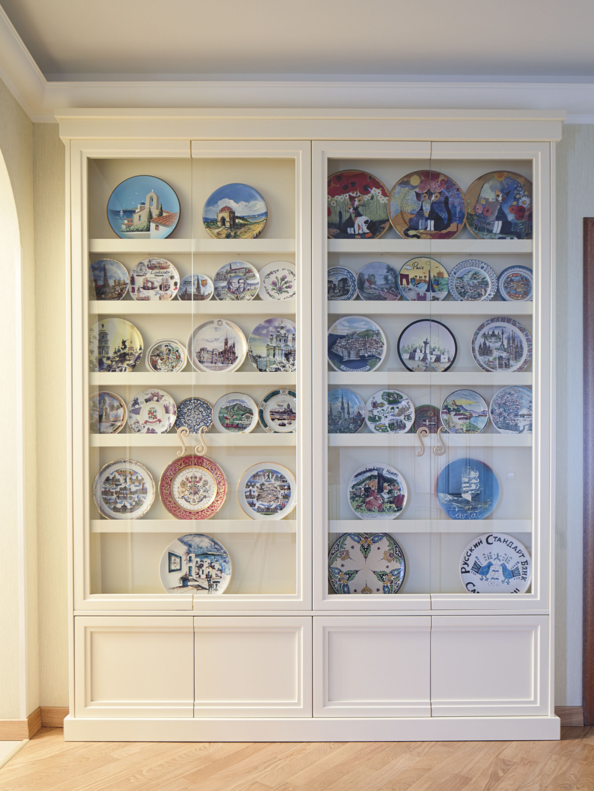 Шкафы, двери и перегородки