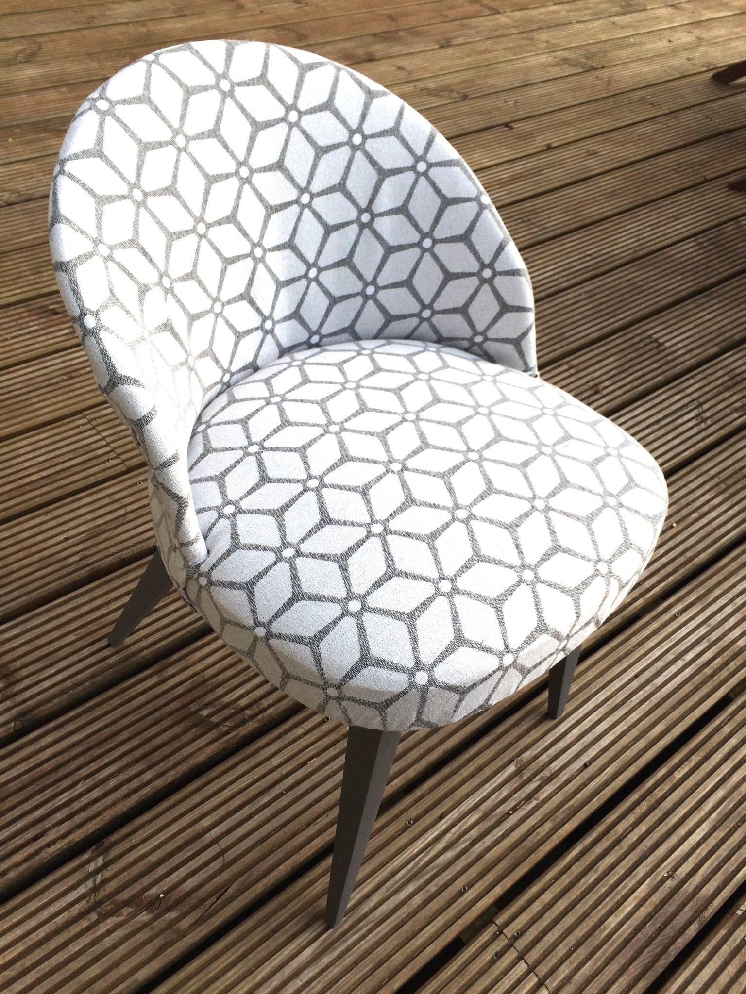 DIY : Как обновить старое кресло своими руками