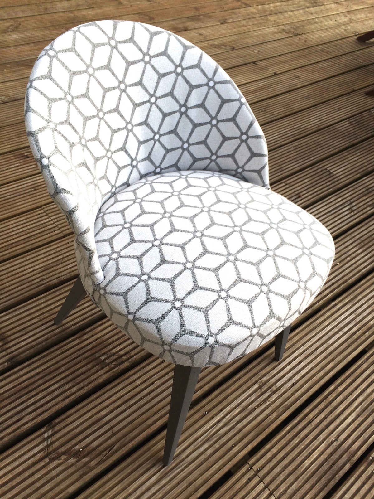 DIY : Как обновить старое кресло своими руками