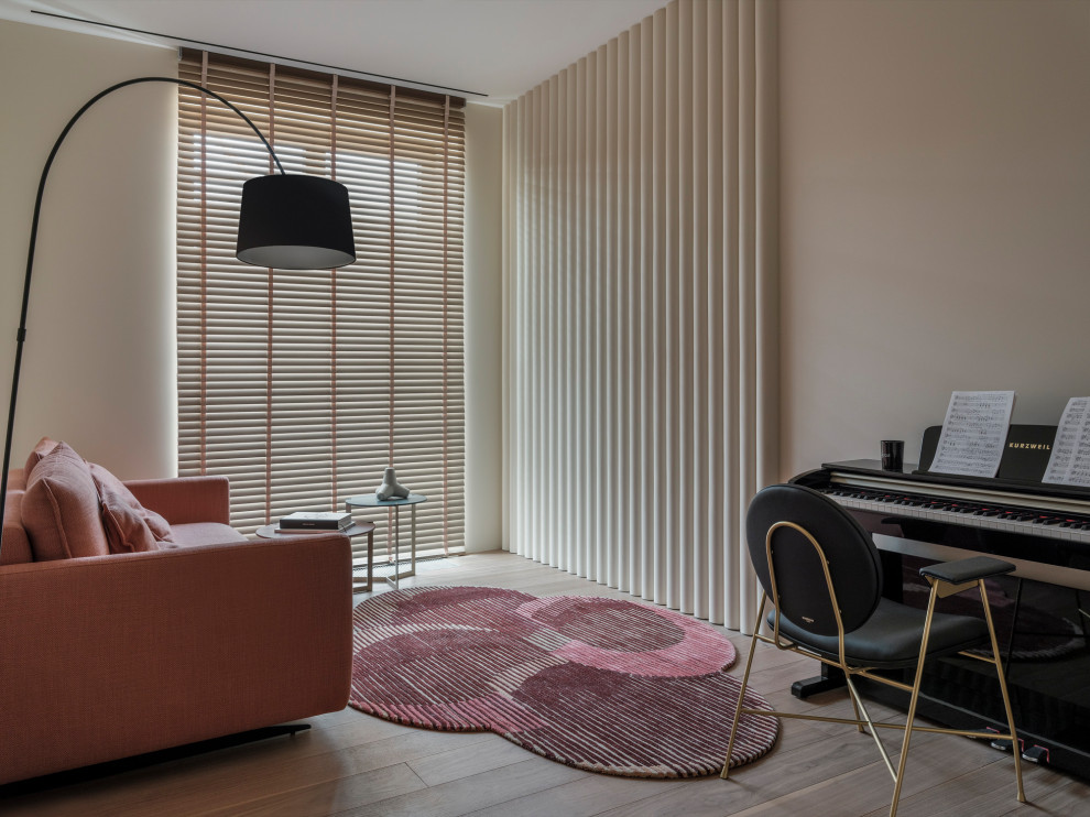 Кутузовский 12