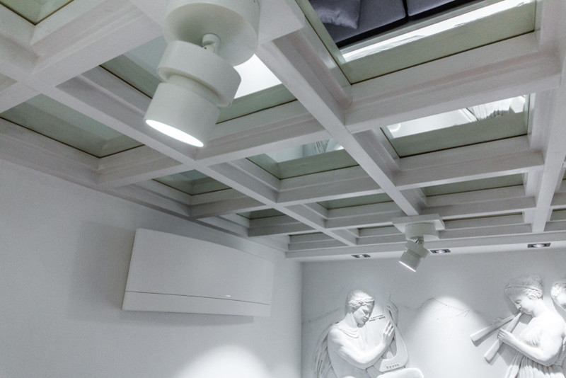 Квартирный вопрос. В греческом зале