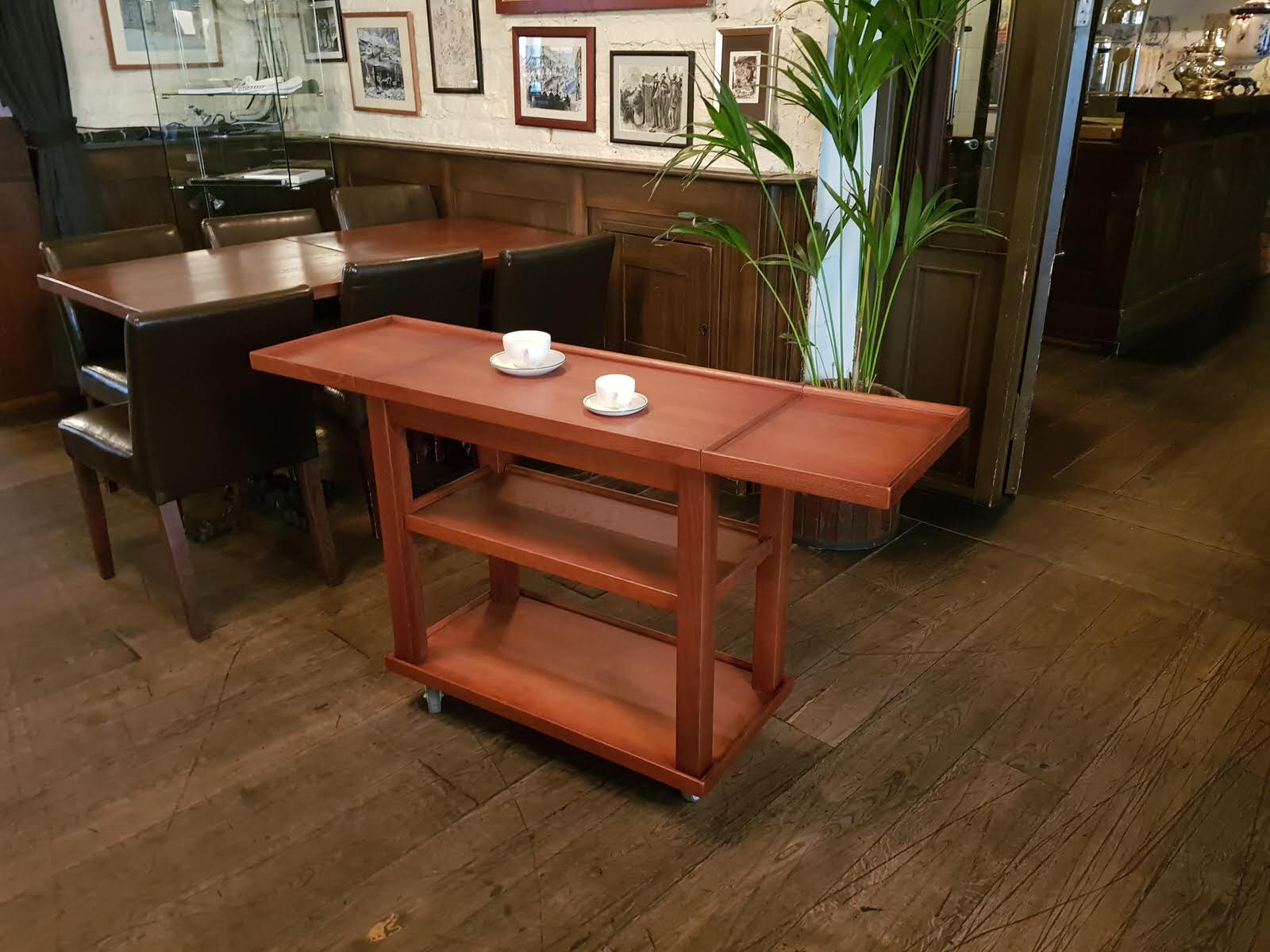 Мебель для ресторана "Строганофф"