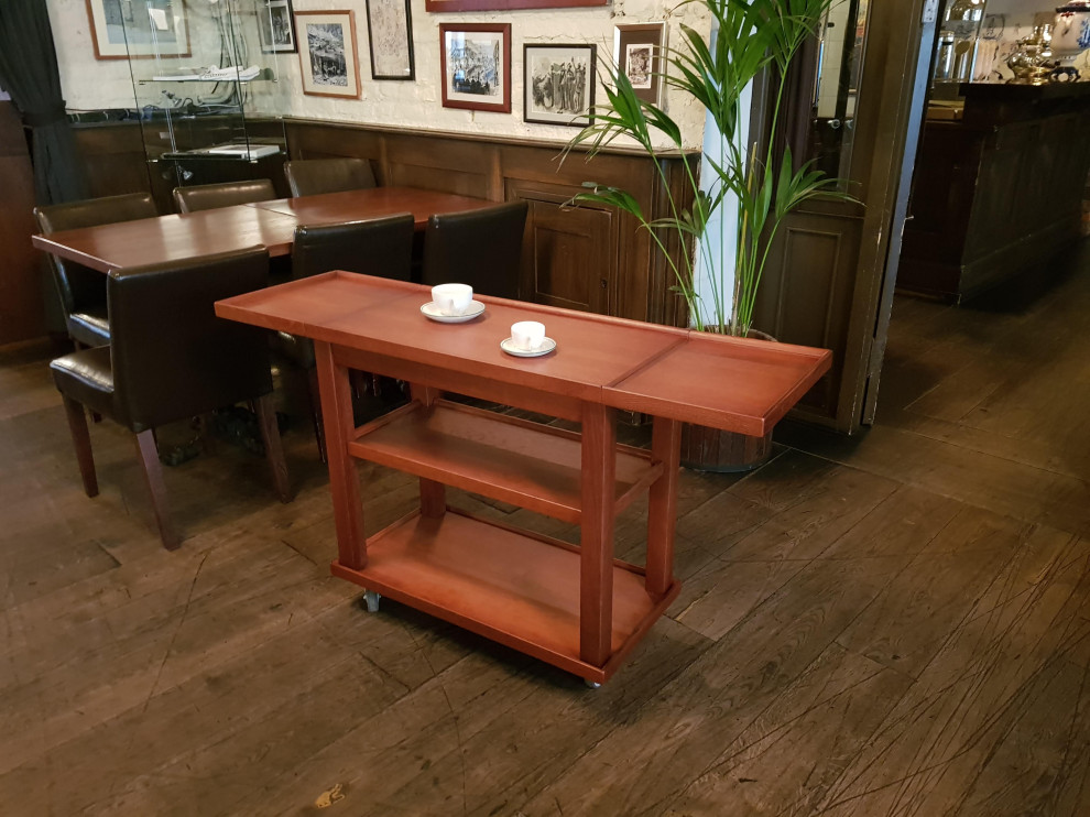 Мебель для ресторана "Строганофф"