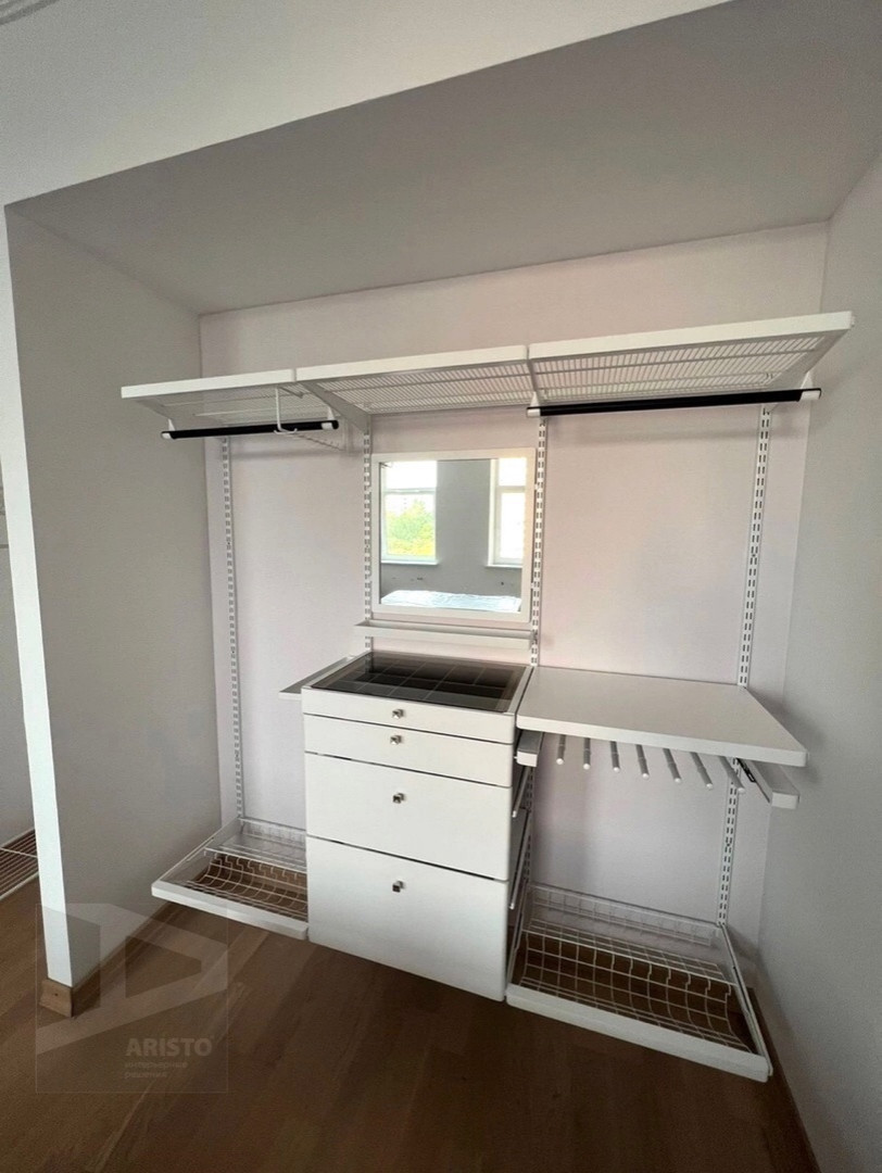 ГАРДЕРОБНАЯ В БЕЛОМ  ЦВЕТЕ