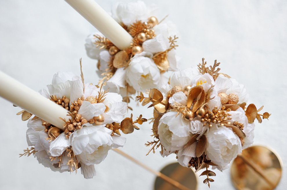 Набор высоких подсвечников с декором, цвет бело-золотой