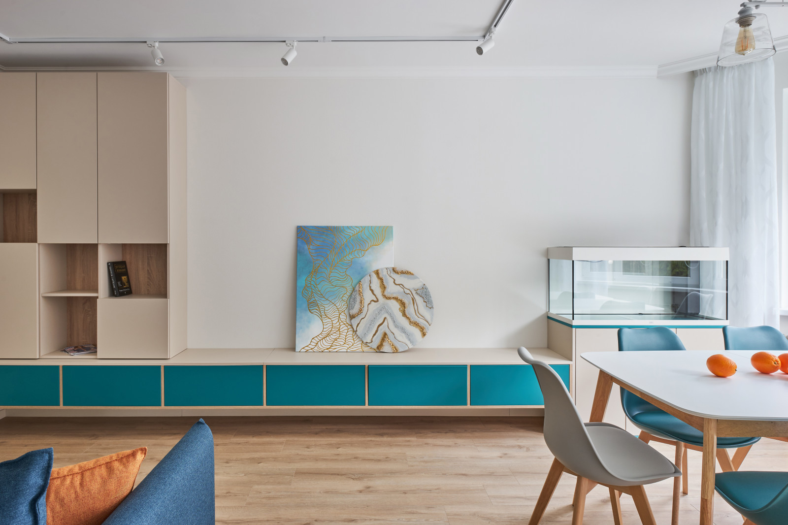 Интерьер трехкомнатной квартиры 83м2 _ ZeLBor