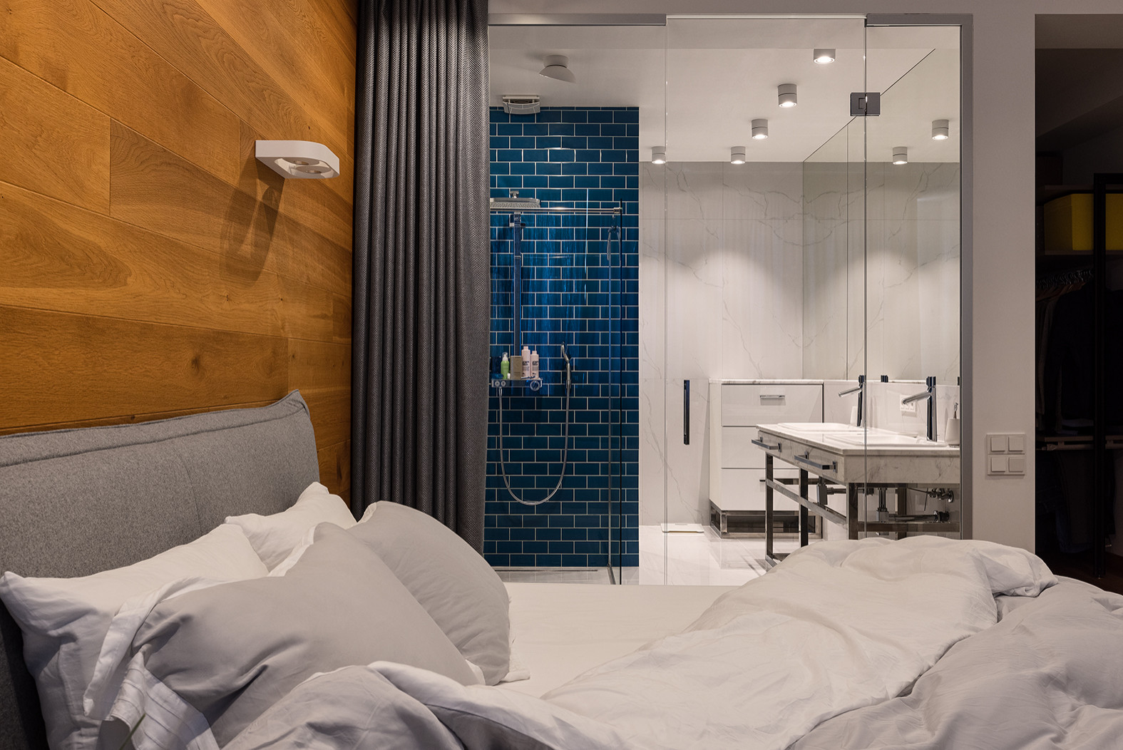 Houzz тур: Квартира в Сочи с акцентом на авторскую живопись