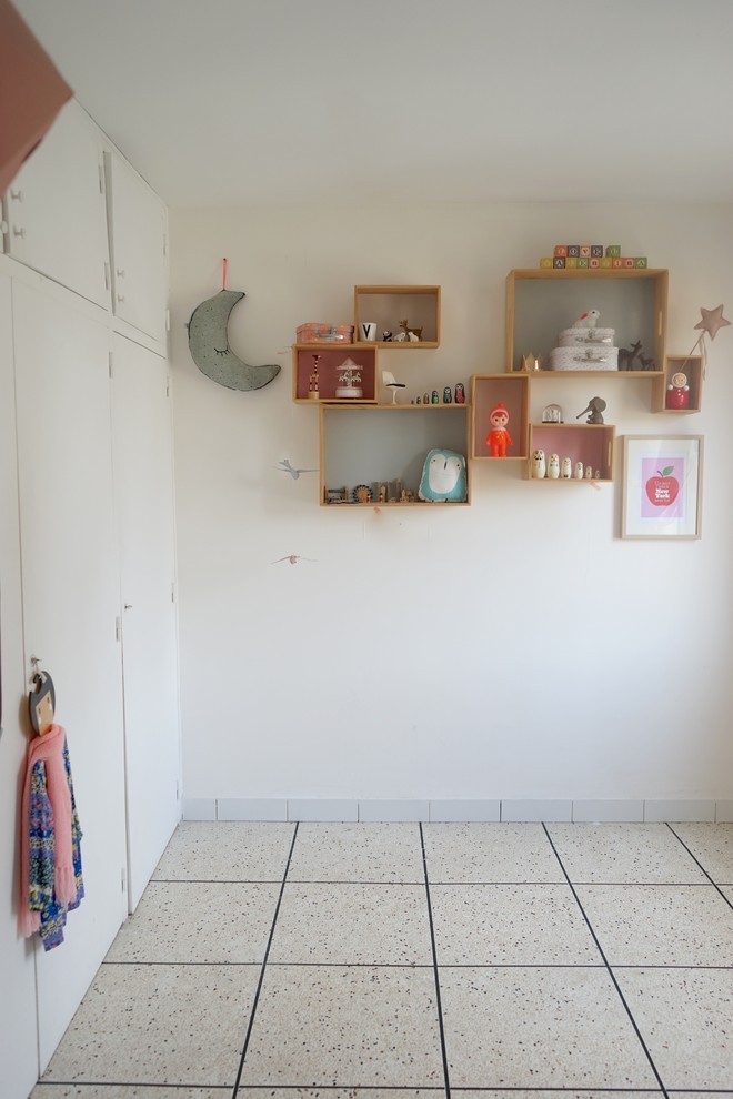 Своими рукам: Как покрасить кафельную плитку на полу в белый цвет