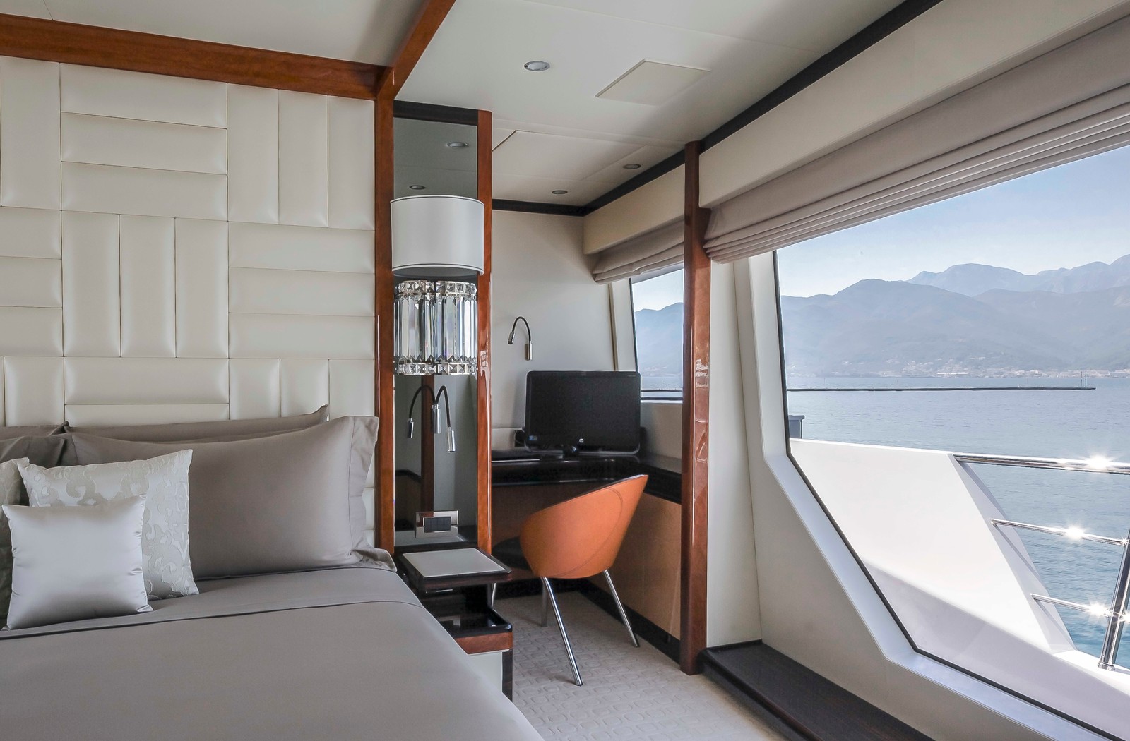 Интерьеры яхты Benetti108 "Varvara"