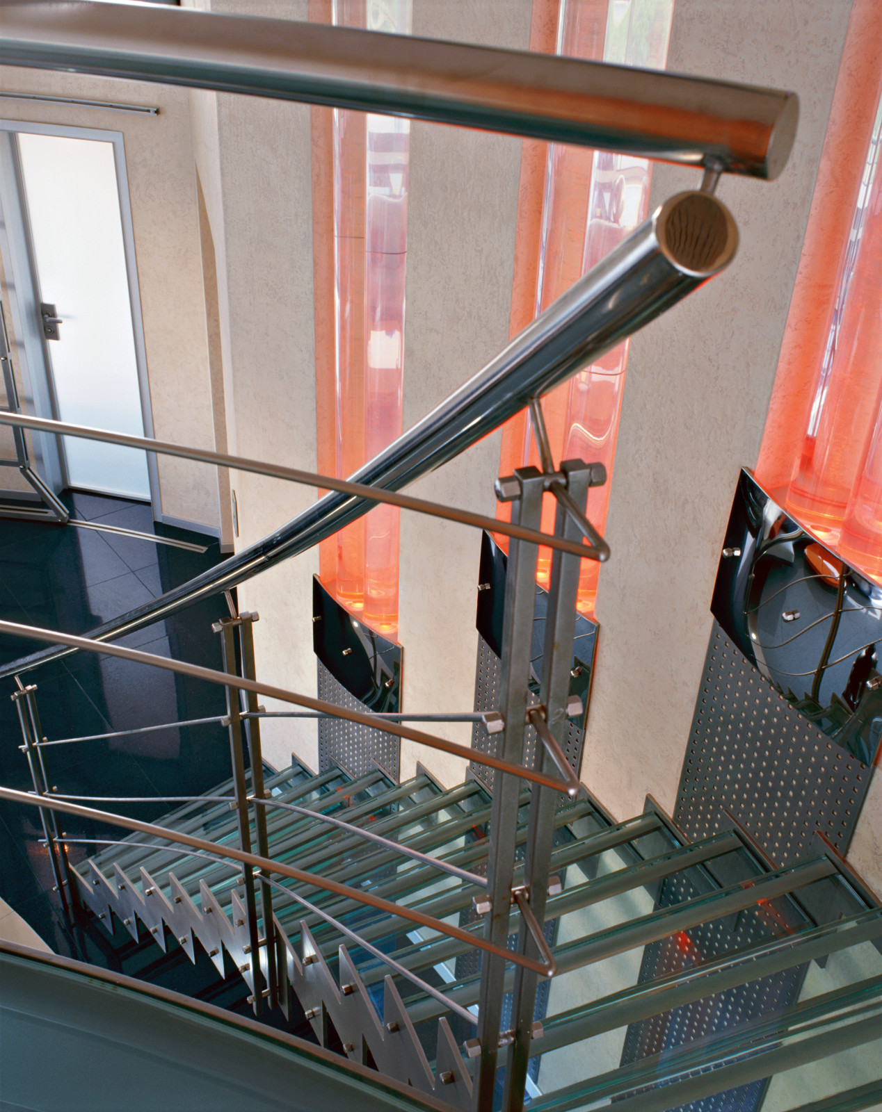 ТРЕХУРОВНЕВЫЙ ПЕНТХАУС В СТИЛЕ ХАЙ-ТЕК