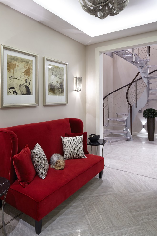 Houzz тур: Двухуровневая квартира с изящной обстановкой и арт-лестницей