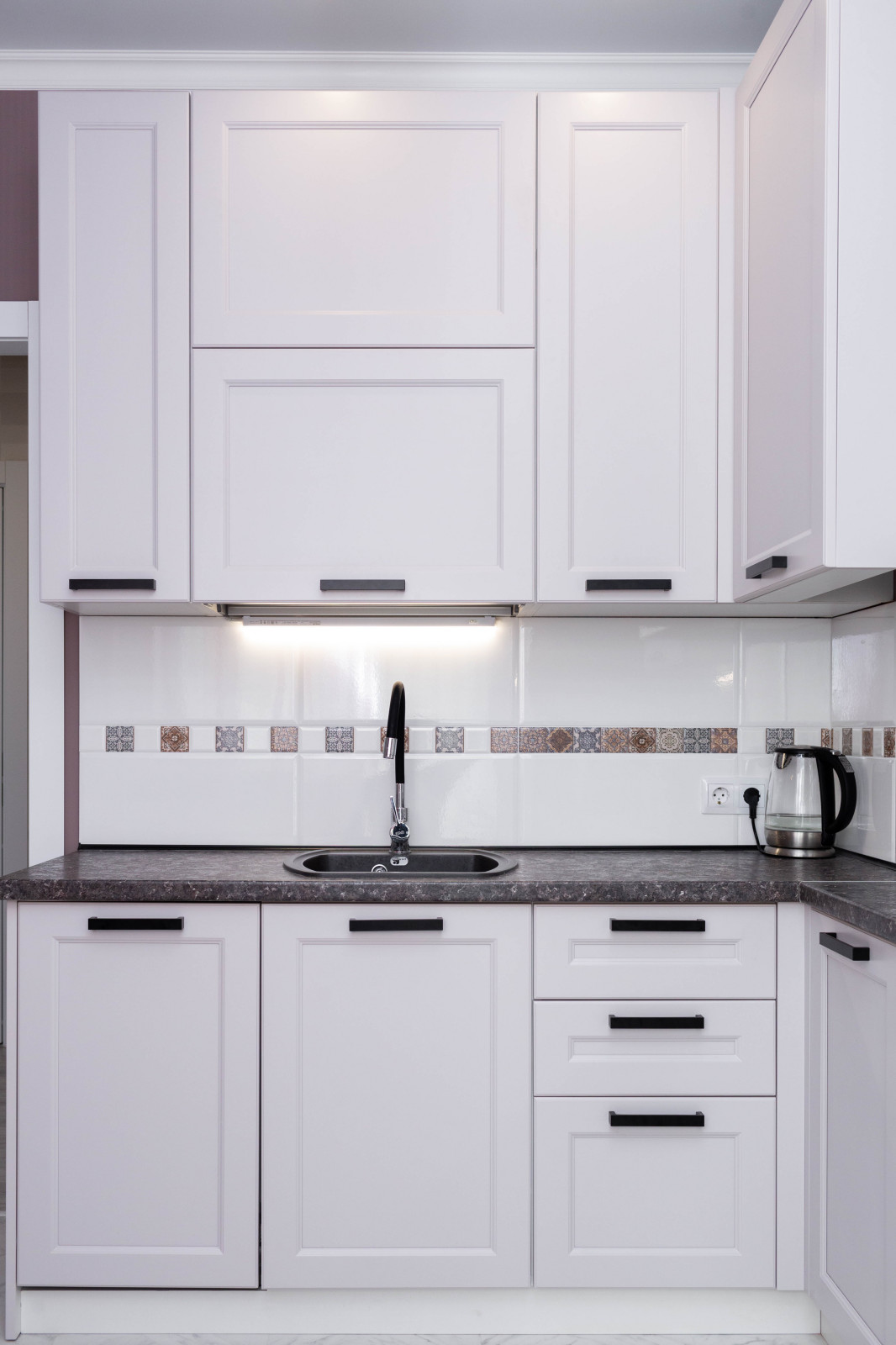 Кухня с котом