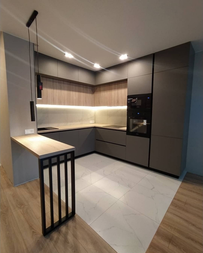 Обложка проекта: Кухня до потолка 2 ряда