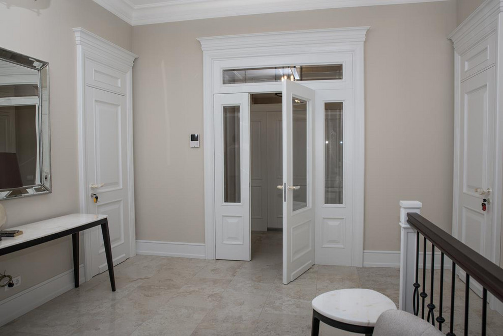 Столярные изделия в коттедж : лестницы, мебель, двери и тд.